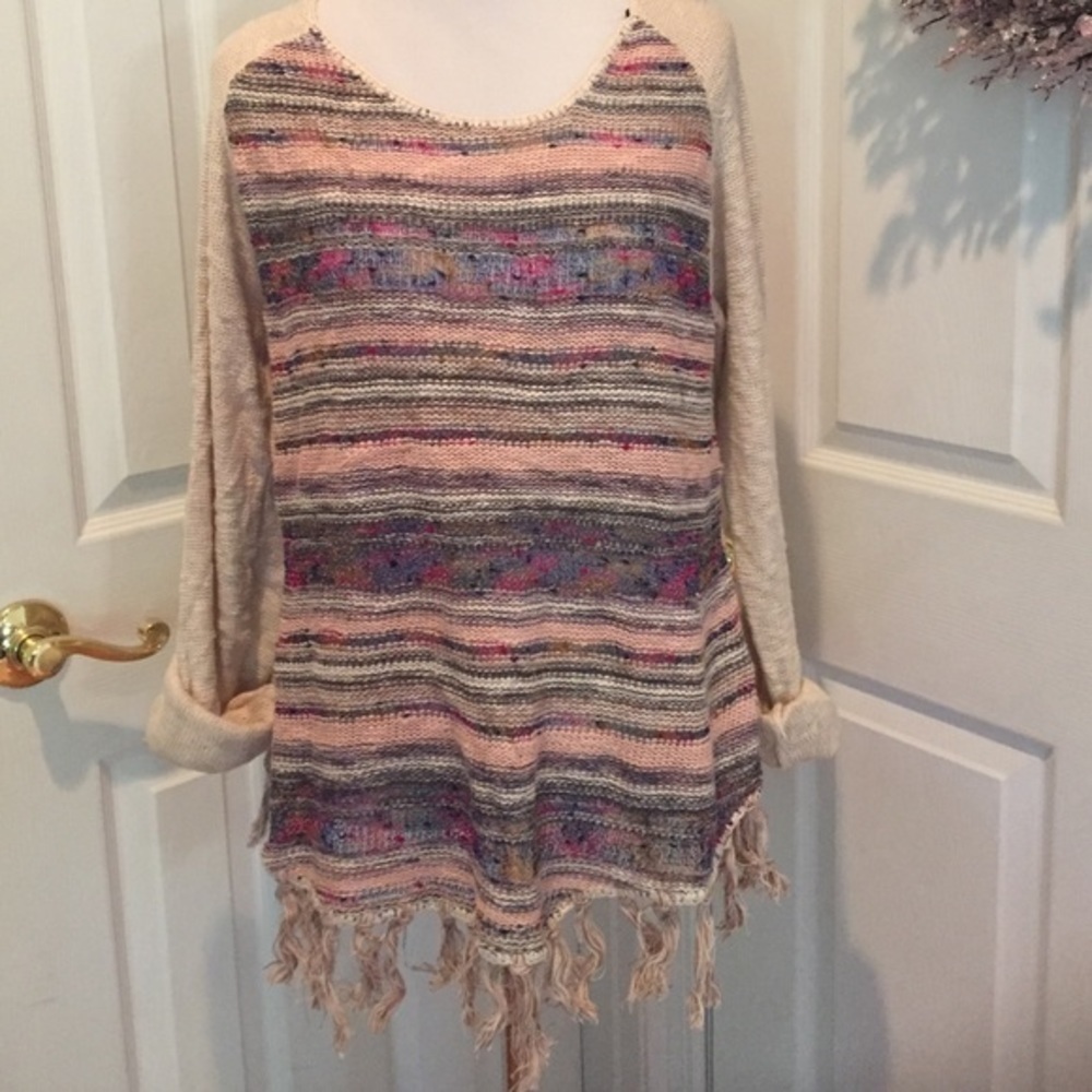 Cotton super soft sweater with fringe bottom